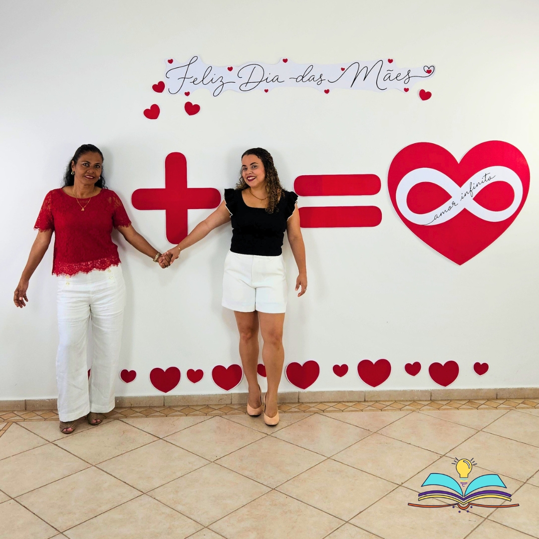 Painel com o tema Dia das Mães, especial para celebrar carinho, afeto, gratidão e amor materno.