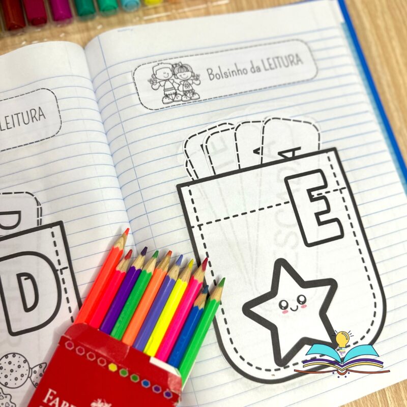Atividade de alfabetização com o tema alfabeto, ideal para trabalhar reconhecimento das letras e leitura de palavras com crianças em fase de alfabetização